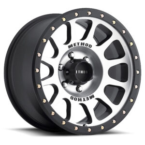 Method MR305 NV 17x8.5 5x5 0mm Offset - Machined - Matte Black Lip