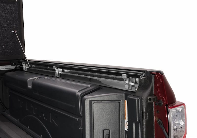UnderCover Flex - 2005-2015 Nissan Navara 5ft Short Bed Crew