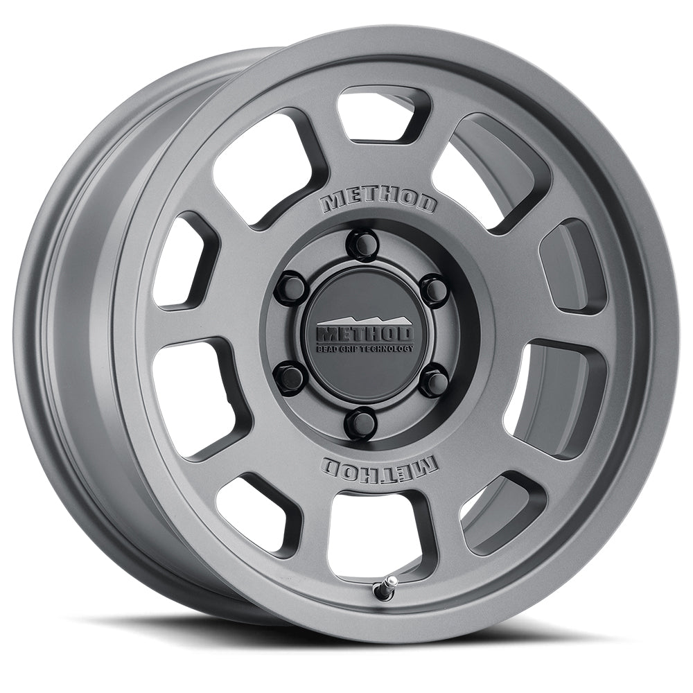 Method MR705 Bead Grip 17x8.5 5x5 0mm Offset - Titanium