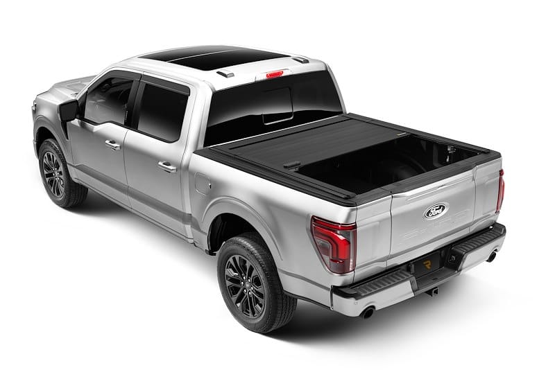 Retrax FRC-4000 - Chevy & GMC HD 6.9' Bed 2500/3500 (see fitment notes)