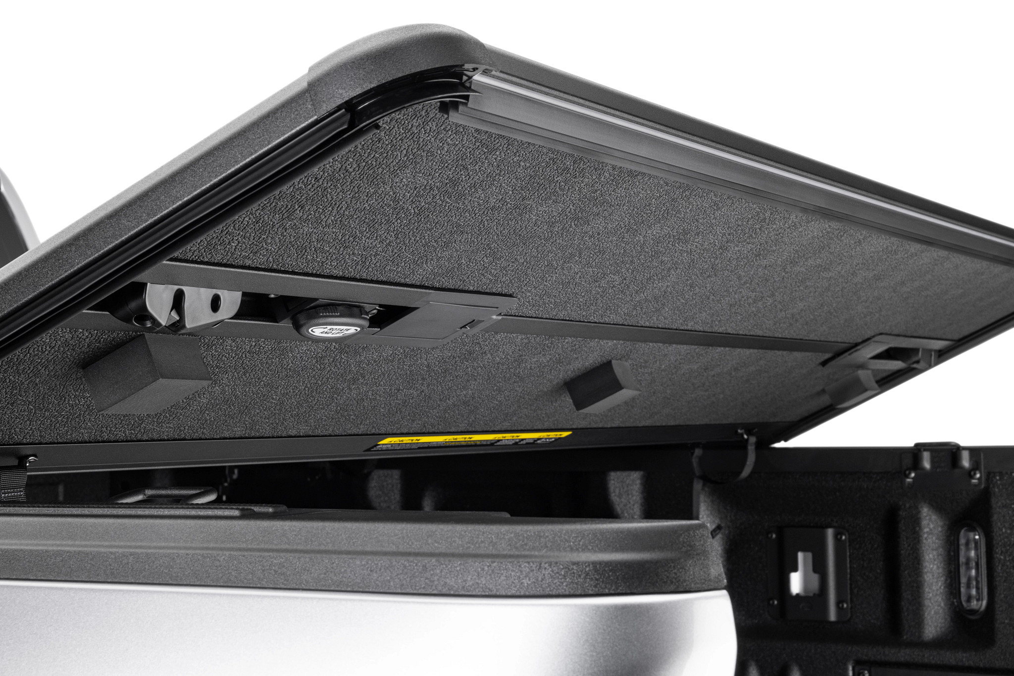 Extang Solid Fold ALX - 2022-26 Ford Maverick 4.6ft Bed - product photograph
