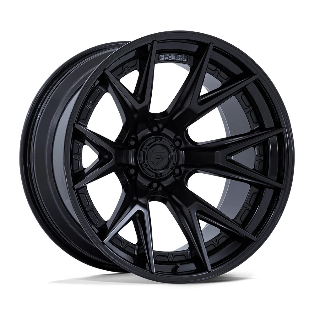 Fuel Off-Road FC402 Catalyst in Matte Black / Gloss Black - photo may show a different lug count; this part is 6x139.7