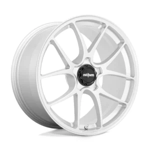 Rotiform R900 LTN - photo may show a different lug count; this part is 5x112