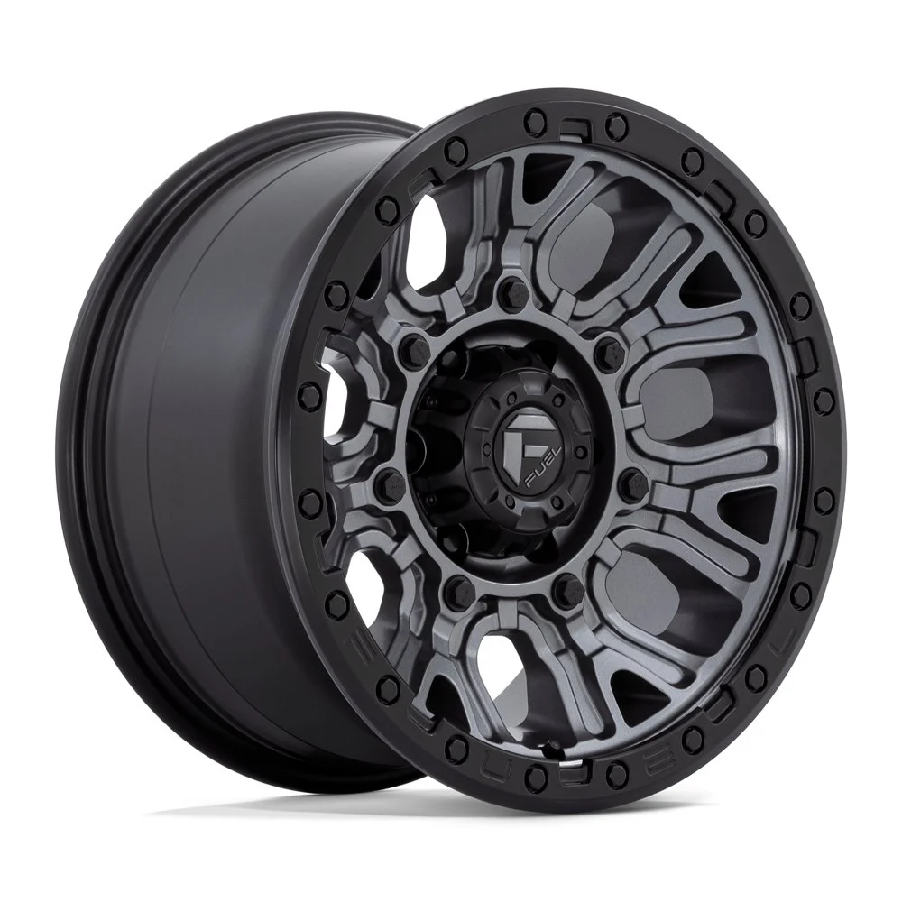 Fuel Off-Road D825 Traction - photo may show a different lug count; this part is 6x139.7